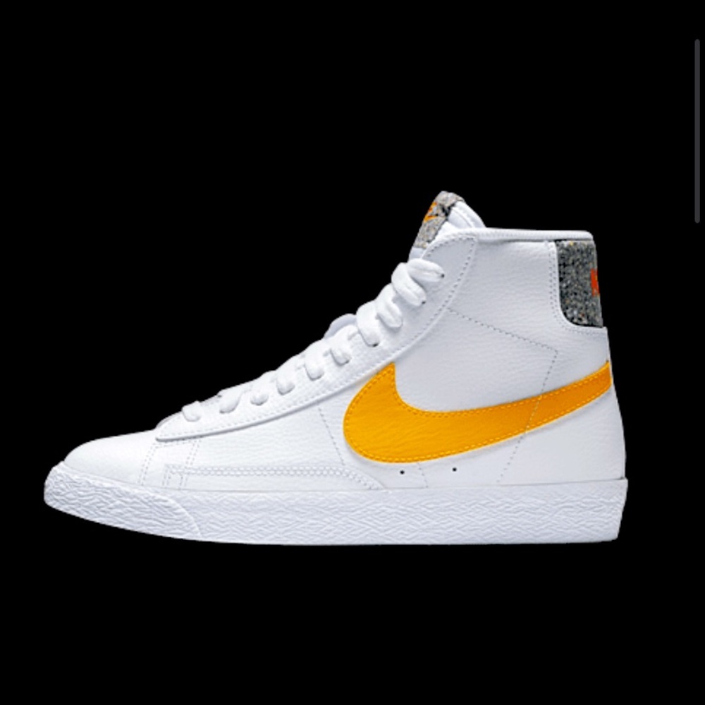 Nike Blazer Mid 77 - Grind White University Gold